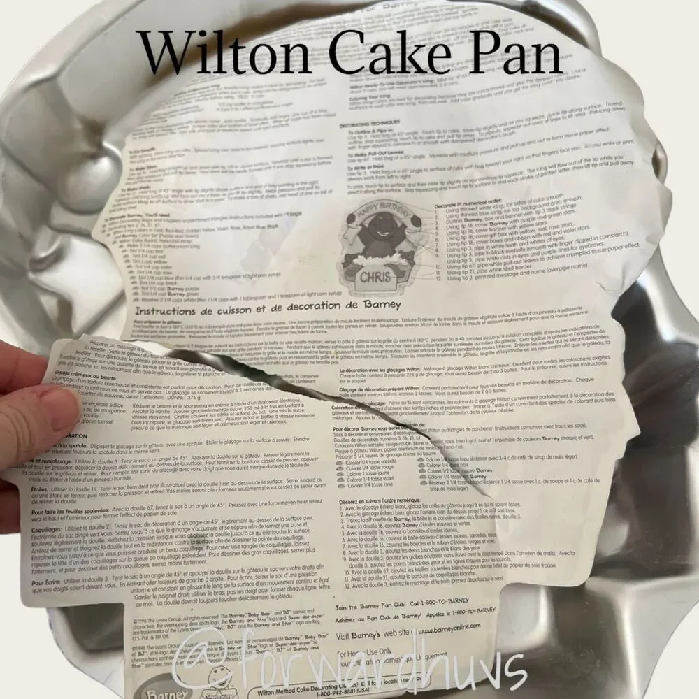 Vintage 1998 Wilton Barney Collectable Baking Cake Pan